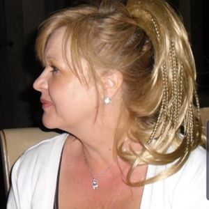 Meet your Posher, Joy